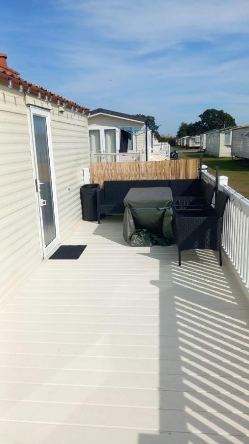Holiday Caravan Клактон-он-Си Экстерьер фото
